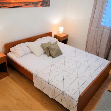 Beachside - Sleeps 5 Parking & Views Апартаменты