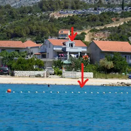 Апартаменты Beachside - Sleeps 5 Parking & Views Poljica (Trogir)
